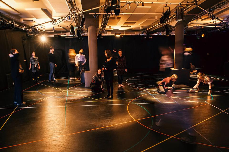 Dupla est: Mandala + Légszükséglet