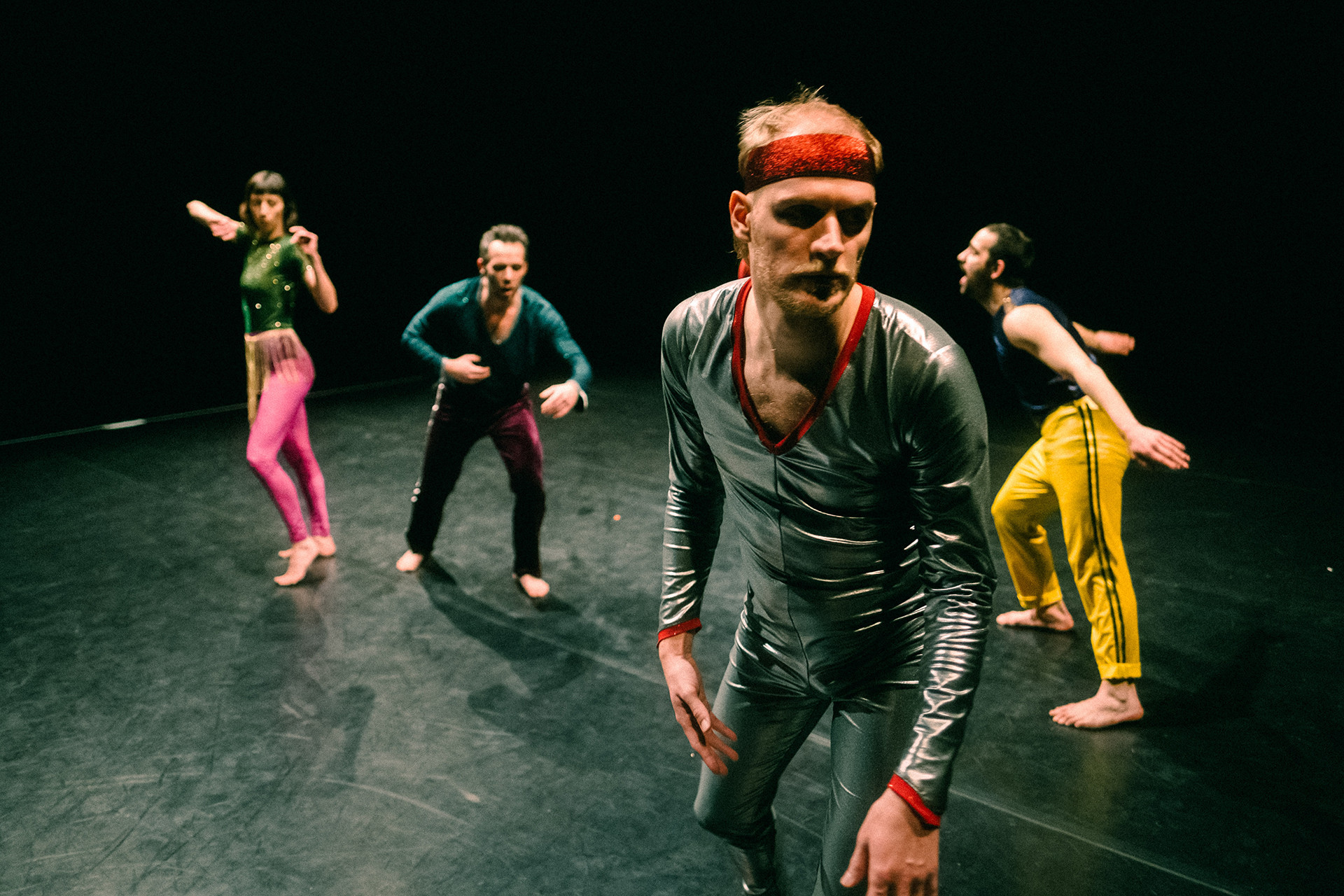 Tünet Együttes:  Afterparty - egy fiktív törzs fiktív rituáléja